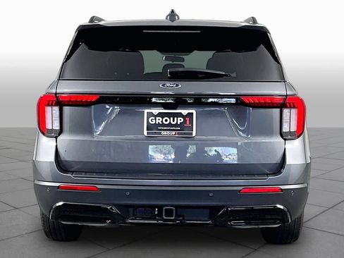 Used 2025 Ford Explorer ST-Line RWD image 5