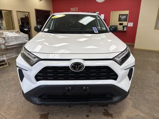 Used 2023 Toyota RAV4 LE AWD/4WD video 2