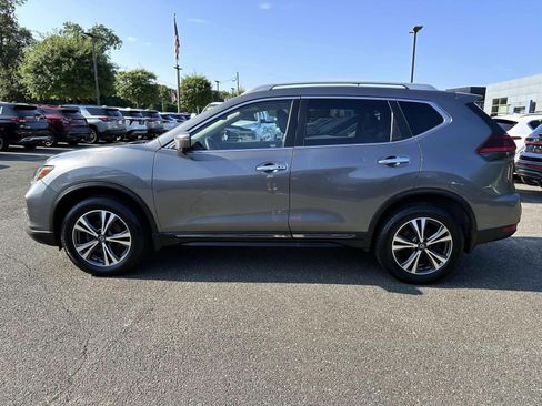 Used 2018 Nissan Rogue SL w/ Premium Package AWD/4WD image 2
