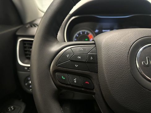 Used 2022 Jeep Cherokee Trailhawk w/ Comfort/Convenience Group image 30