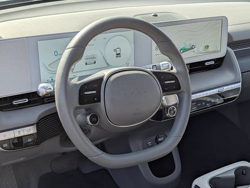 Certified 2024 Hyundai Ioniq 5 SEL RWD image 18
