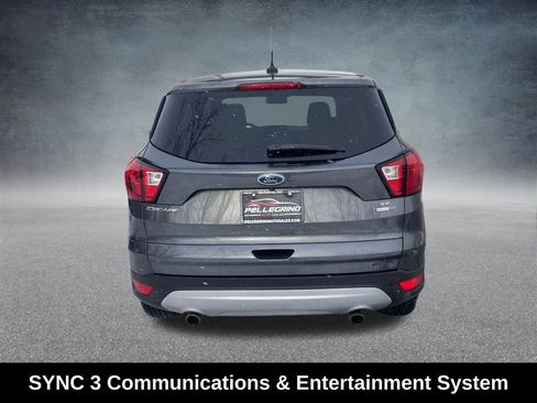 Used 2019 Ford Escape SE image 5
