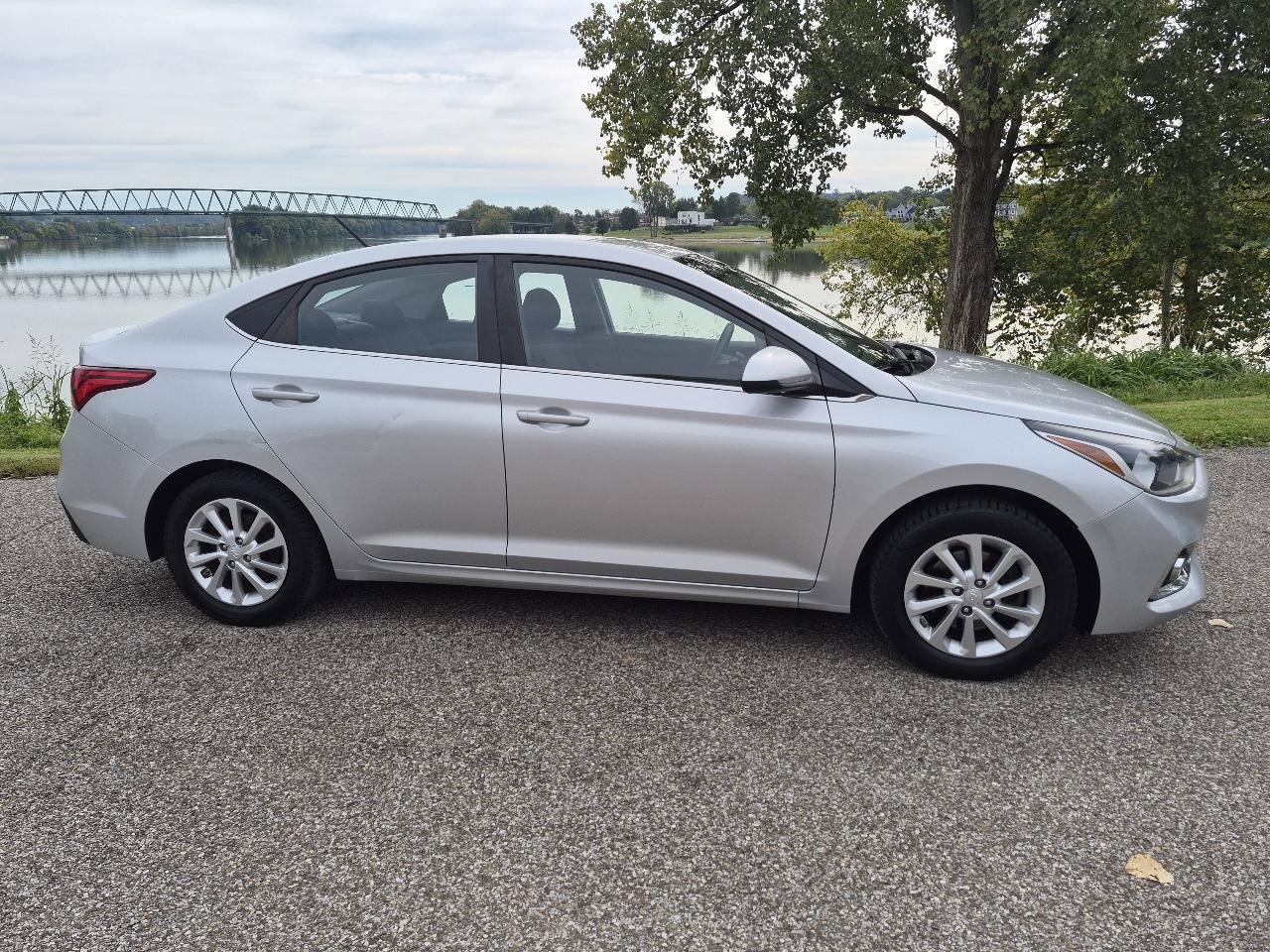 Used 2019 Hyundai Accent SEL FWD image 4