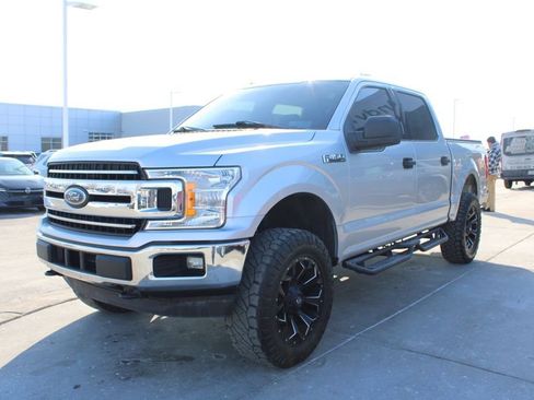 Used 2018 Ford F150 XLT image 3