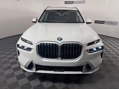 Used 2025 BMW X7 xDrive40i image 9