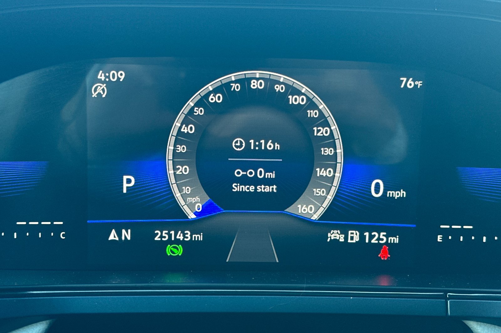 Used 2023 Volkswagen Taos SE w/ Panoramic Sunroof Package FWD image 41