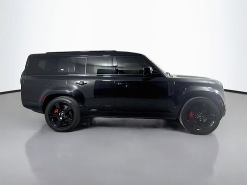 Certified 2024 Land Rover Defender 130 X-Dynamic SE AWD/4WD image 4