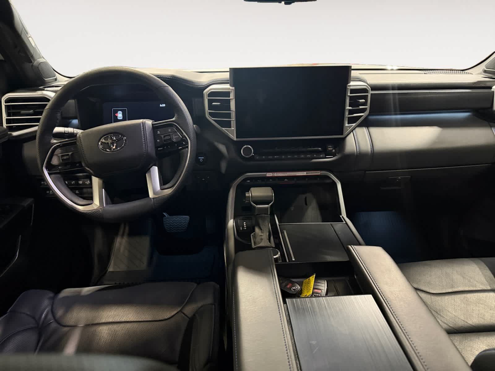 Used 2025 Toyota Sequoia Platinum AWD/4WD image 11