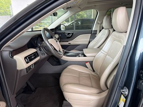 Used 2021 Lincoln Aviator Reserve w/ Equipment Group 201A AWD/4WD image 10