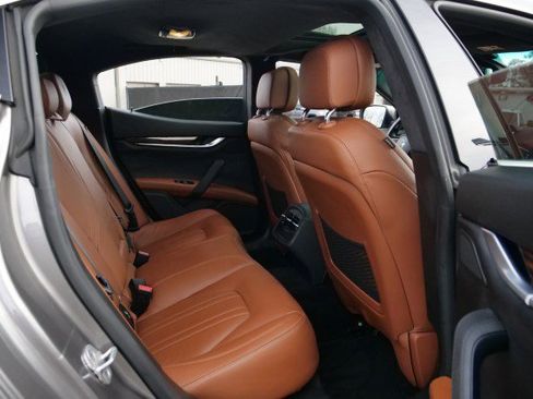 Used 2014 Maserati Ghibli S Q4 image 33