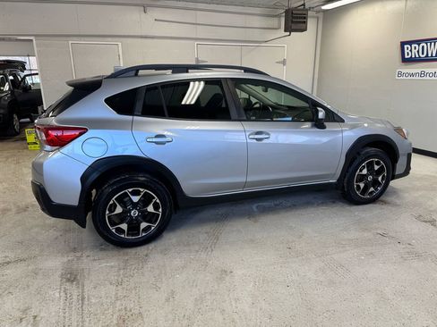 Used 2018 Subaru Crosstrek 2.0i Premium w/ Eyesight System image 7