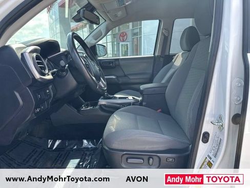 Used 2023 Toyota Tacoma SR5 AWD/4WD image 10