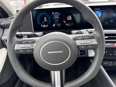 Used 2025 Hyundai Sonata SEL image 15