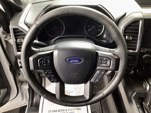 Used 2016 Ford F150 XLT w/ Equipment Group 302A Luxury image 19