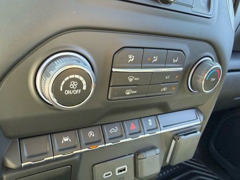 New 2026 Chevrolet Silverado 1500 Custom image 22