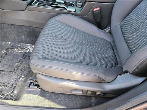 Used 2026 Subaru Forester Premium w/ Base/Premium Package image 4