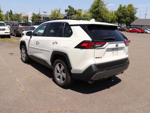 Used 2021 Toyota RAV4 Limited AWD/4WD image 7
