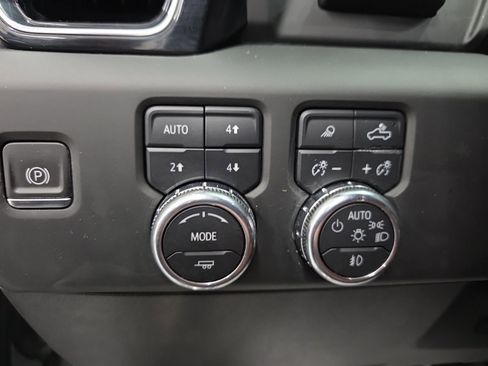 Used 2024 GMC Sierra 2500 Denali Ultimate image 42