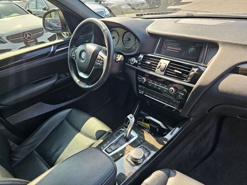 Used 2017 BMW X3 xDrive28i image 11