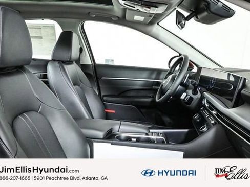 Certified 2025 Hyundai Sonata Limited image 36
