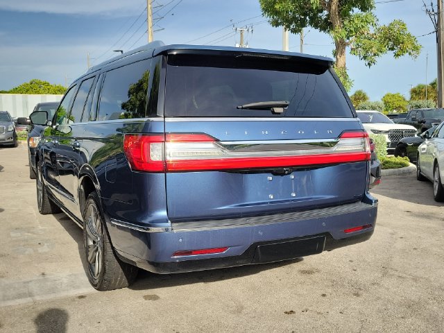 Used 2018 Lincoln Navigator L Reserve AWD/4WD image 4