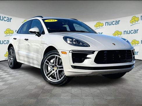 Used 2021 Porsche Macan Turbo image 1