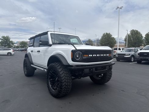 Used 2022 Ford Bronco Wildtrak AWD/4WD image 10