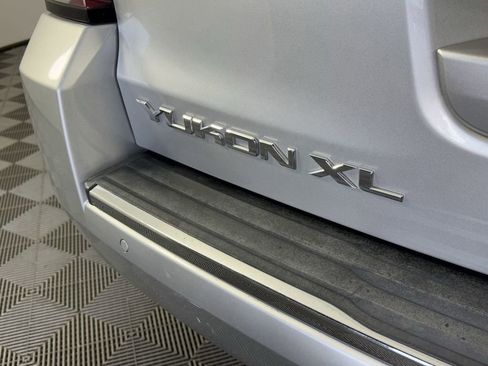 Used 2020 GMC Yukon XL Denali image 11