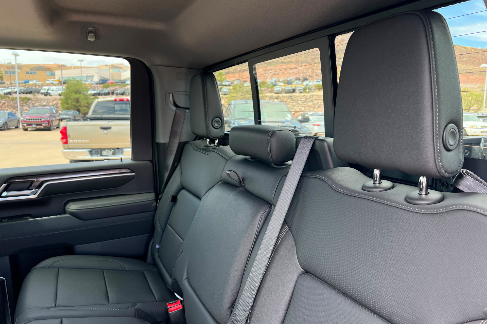 New 2026 Chevrolet Silverado 2500 LTZ w/ LTZ Plus Package AWD/4WD image 21