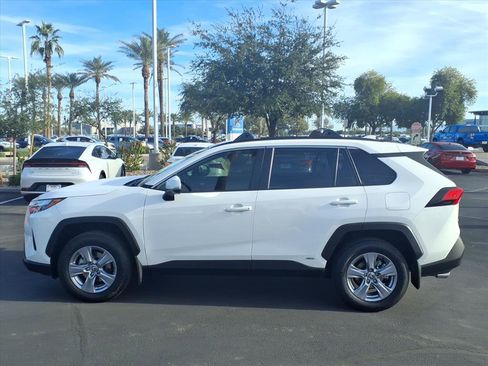 Certified 2025 Toyota RAV4 LE image 11