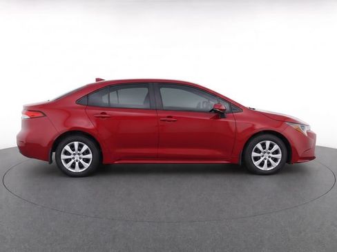 Used 2025 Toyota Corolla LE FWD image 8