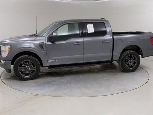 Certified 2022 Ford F150 XLT w/ Equipment Group 301A Mid image 18