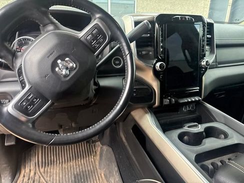 Used 2020 RAM 2500 Laramie AWD/4WD image 11