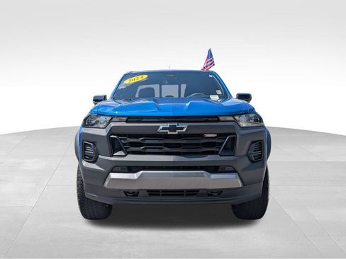 Used 2024 Chevrolet Colorado Trail Boss w/ Advanced Trailering Package AWD/4WD image 8