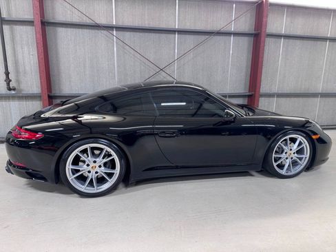 Used 2019 Porsche 911 Carrera image 32