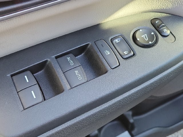 Used 2017 Honda CR-V Touring image 28
