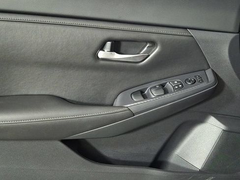 Used 2024 Nissan Sentra SV w/ All-Weather Package FWD image 14