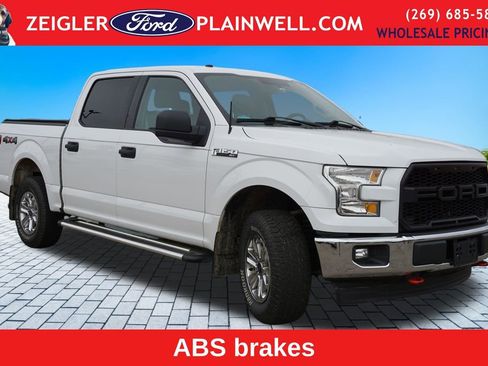Used 2017 Ford F150 XLT AWD/4WD image 7
