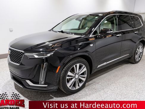 Used 2020 Cadillac XT6 Premium Luxury w/ LPO, Floor Liner Package AWD/4WD image 2