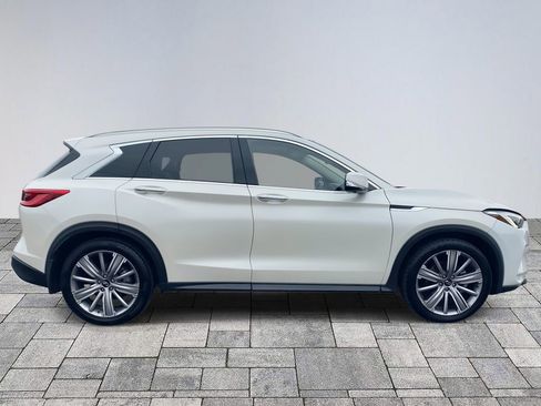 Used 2021 INFINITI QX50 Sensory image 8