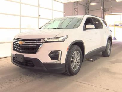 Used 2023 Chevrolet Traverse LT