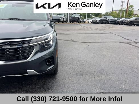 Used 2025 Kia Seltos S AWD/4WD image 21