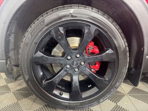 Certified 2020 Ford Explorer ST w/ ST Street Pack image 10