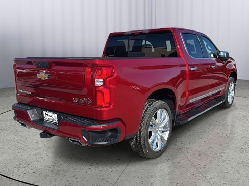 Used 2025 Chevrolet Silverado 1500 High Country w/ Technology Package image 6