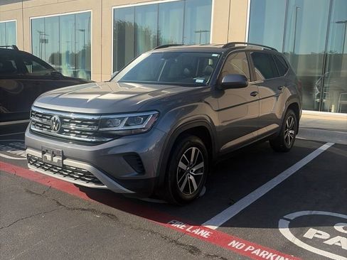 Used 2022 Volkswagen Atlas SE FWD image 1