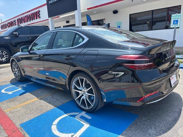 Used 2023 Genesis G70 2.0T RWD image 3