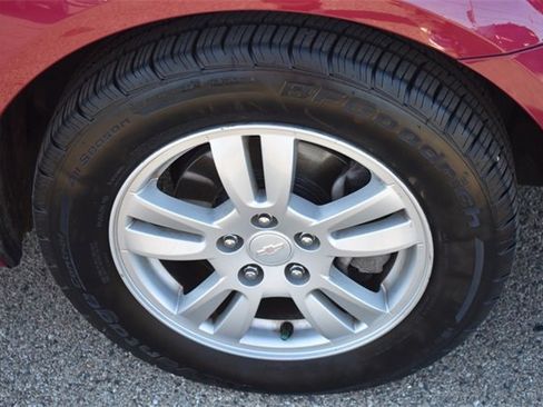 Certified 2014 Chevrolet Sonic LT w/ LT Promotional Package image 11