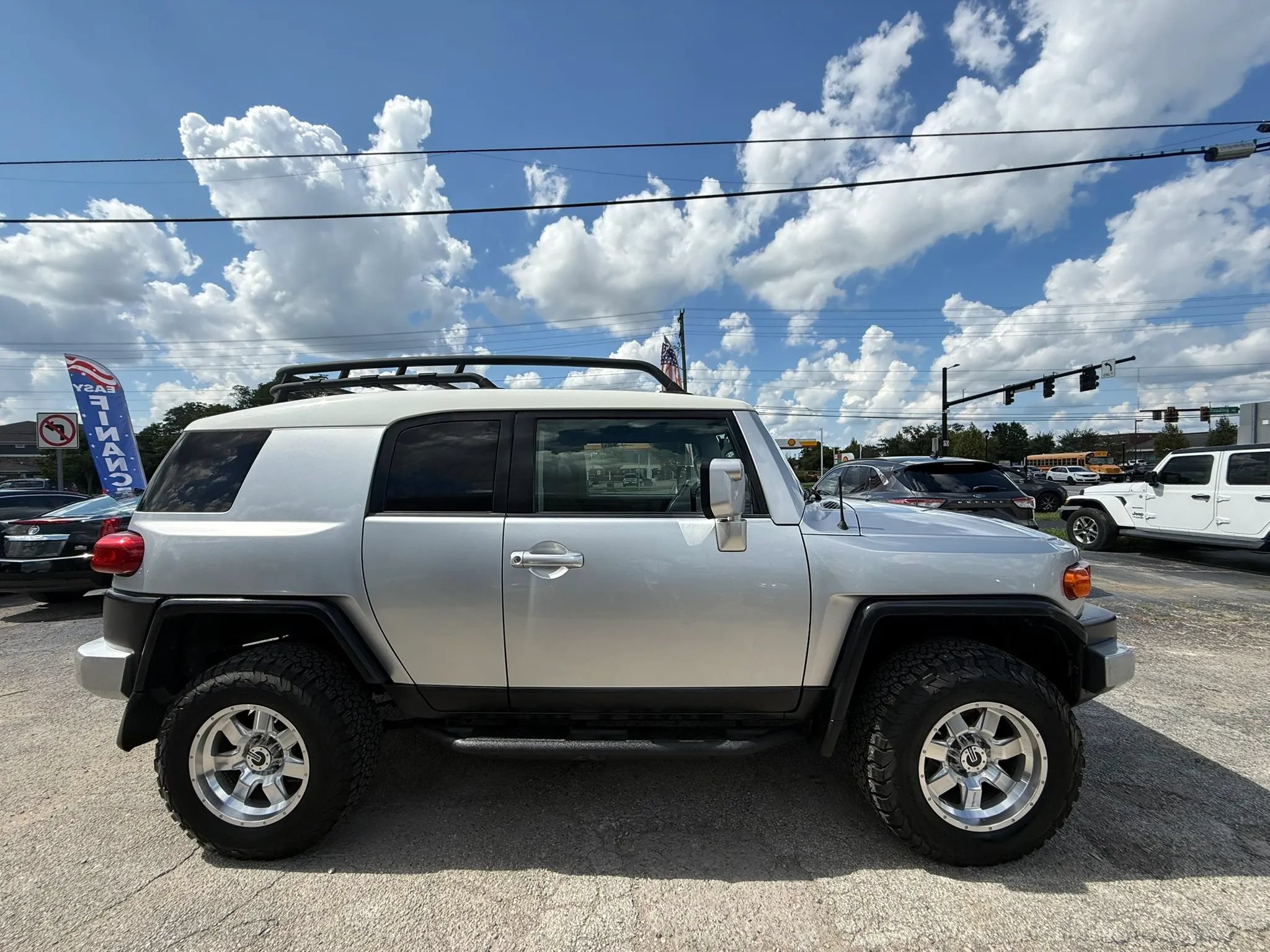 Used 2008 Toyota FJ Cruiser 4WD w/ Convenience Pkg image 5