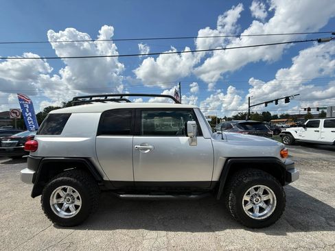 Used 2008 Toyota FJ Cruiser 4WD image 5