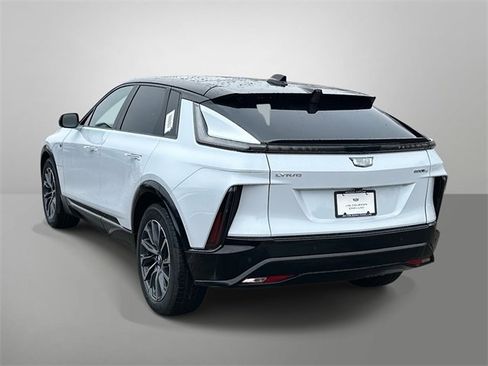 New 2026 Cadillac Lyriq Premium Sport image 16